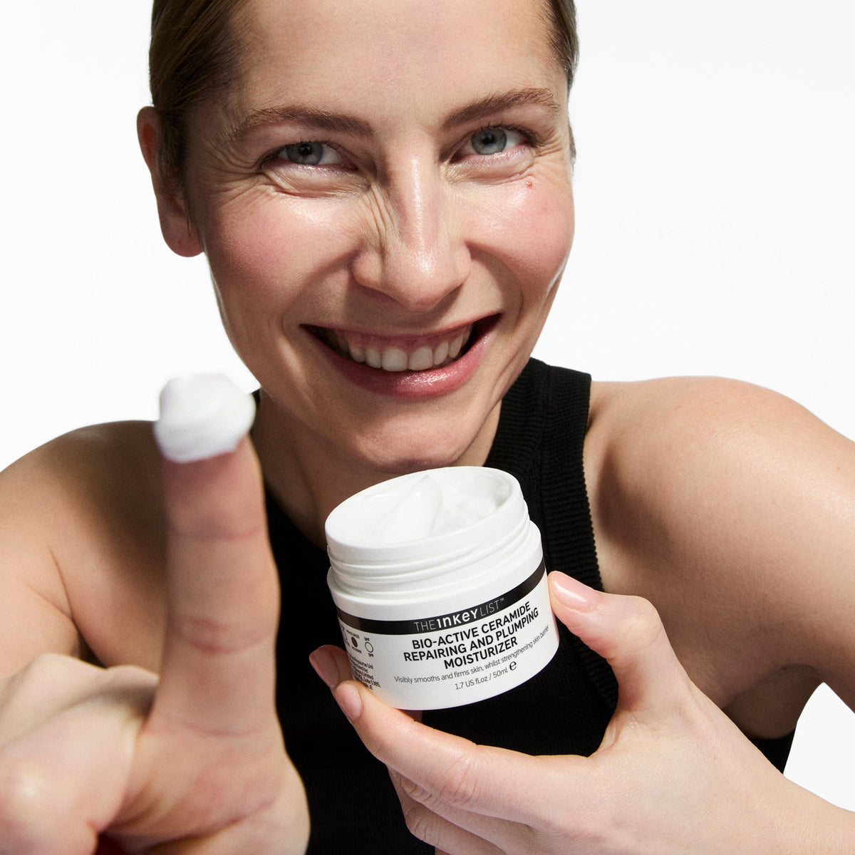 bio-active-ceramide-moisturizer-duo-g7 Bio-Active_Model_2000x2000_7b381857-d412-4a9c-beec-0c29b7cc157b.jpg